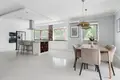 House 342 m² Warsaw, Poland