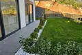 5 bedroom villa 320 m² Muratpasa, Turkey
