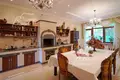 9 room house 587 m² in Troitsk, Russia