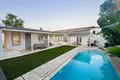 4 bedroom house 250 m² in Nicosia, Cyprus