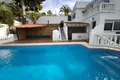 villa de 5 chambres 216 m² La Nucia, Espagne