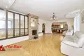 Cottage 438 m² Valiarjanava, Belarus