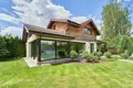 Коттедж 336 м² Колодищанский сельский Совет, Беларусь