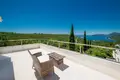 Mieszkanie 4 pokoi 240 m² Lustica, Czarnogóra