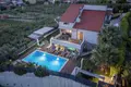 4 bedroom Villa 386 m² Kastel Stari, Croatia