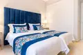 Wohnung 3 Schlafzimmer 185 m² Estepona, Spanien
