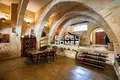 Haus 4 Schlafzimmer  Qormi, Malta