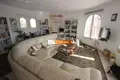 3-Schlafzimmer-Villa 240 m² Calp, Spanien
