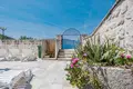 Villa de 4 dormitorios 220 m² Lustica, Montenegro