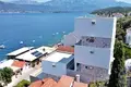 Villa mit 2 Schlafzimmern 200 m² Lustica, Montenegro