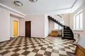9 bedroom house 272 m² Kalodziscanski sielski Saviet, Belarus