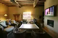 Propiedad comercial 969 m² en Anghiari, Italia