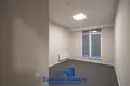 Oficina 3 habitaciones 71 m² en Minsk, Belarús