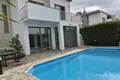 Villa de 2 dormitorios 110 m² en Mesa Chorio, Chipre
