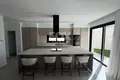 villa de 5 dormitorios 230 m² en Demos Agiou Athanasiou, Chipre