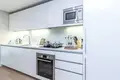 3 bedroom apartment 8 m² in London, United Kingdom