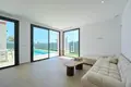 Villa de tres dormitorios 227 m² Alfaz del Pi, Španjolska