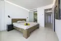 Mieszkanie 2 pokoi 83 m² Benalmadena, Hiszpania