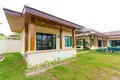 Villa de tres dormitorios 179 m² Rawai, Tailandia