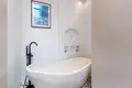 2 bedroom apartment 111 m² Kerobokan Kelod, Indonesia