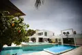 Haus 7 Schlafzimmer 2 233 m² Dos Hermanas, Spanien