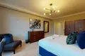 Apartment 6 bedrooms 237 m² in London, United Kingdom