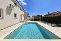 Villa de 4 dormitorios 260 m² Pola, Croacia