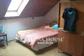 House 2 bathrooms 198 m² in Central Hungary, All countries