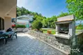 Villa mit 2 Schlafzimmern 116 m² Tivat, Montenegro