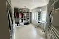 5 bedroom house 400 m² Dos Hermanas, Spain