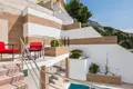 villa de 5 dormitorios 220 m² Grad Omis, Croacia
