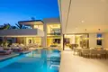 5 bedroom villa 667 m² San Pedro Alcantara, Spain