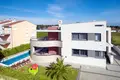 6 bedroom house 280 m² Nin, Croatia