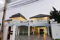 Maison 9 chambres  Nong Prue, Thaïlande