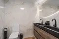 Dom 6 pokojów 315 m² Marbella, Hiszpania