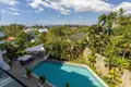 2 bedroom apartment 157 m² Si Sunthon, Thailand