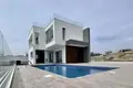 Mieszkanie 3 pokoi 254 m² Parekklisia, Cypr