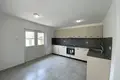 2 bedroom bungalow 100 m² Malina, Bulgaria