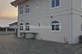 Dom 4 pokoi  Akra, Ghana