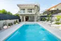 Villa 4 chambres 232 m² Opcina Sutivan, Croatie