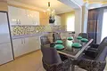 3 bedroom apartment 220 m² Mahmutlar, Turkey