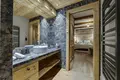 Chalet 5 chambres  en Lyon, France