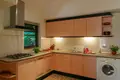 Вилла 3 спальни 260 м² Ви Чит, Таиланд