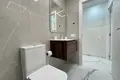 Mieszkanie 2 pokoi 67 m² Torrevieja, Hiszpania