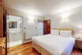 3 bedroom apartment 105 m² in London, United Kingdom