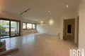 Office 3 rooms 118 m² in Tirana Municipality, Albania
