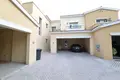 Villa de tres dormitorios 259 m² Dubái, Emiratos Árabes Unidos