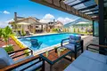Dom 3 pokoi 254 m² Ölüdeniz, Turcja