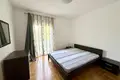 2 bedroom apartment 81 m² Petrovac, Montenegro