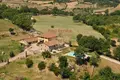 Propiedad comercial 982 m² en Poppi, Italia
